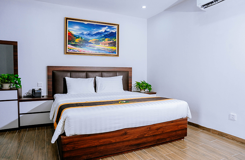Phòng Standard khách sạn Yên Phong